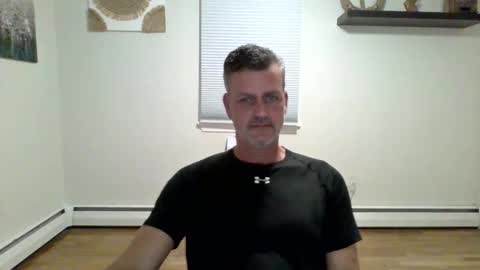 Snapshot of gudguy2025 chatting on 1, 10, 2025 gudguy2025 online show from 1, 10, 2025