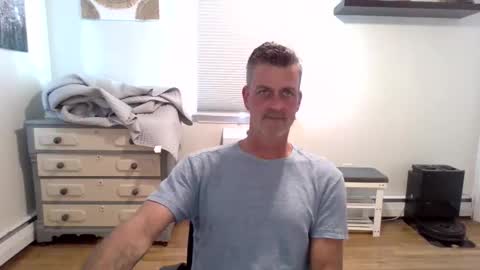 Snapshot of gudguy2025 chatting on 5, 6, 2026 gudguy2025 online show from 5, 6, 2026