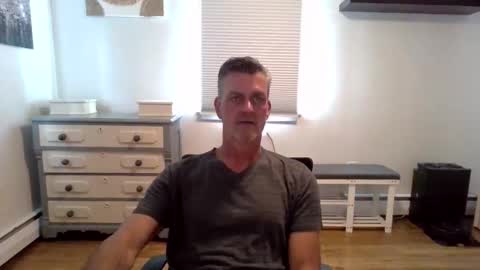 Snapshot of gudguy2025 chatting on 10, 6, 2026 gudguy2025 online show from 10, 6, 2026