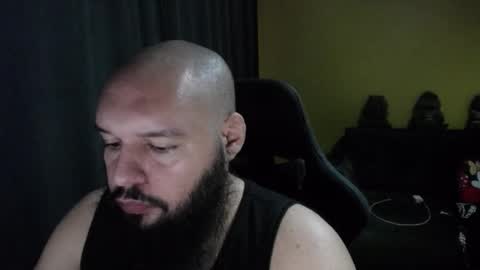 Snapshot of guessswho24 chatting on 28, 10, 2025 Ayan online show from 28, 10, 2025