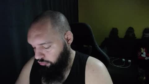 Snapshot of guessswho24 chatting on 31, 10, 2025 Ayan online show from 31, 10, 2025