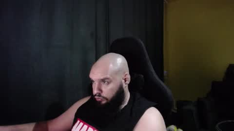 Snapshot of guessswho24 chatting on 12, 11, 2025 Ayan online show from 12, 11, 2025