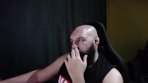 Snapshot of guessswho24 chatting on 13, 11, 2025 Ayan online show from 13, 11, 2025