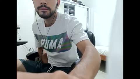 Snapshot of guguzinhox chatting on 27, 2, 2025 guguzinhox online show from 27, 2, 2025