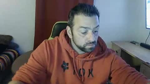 guillaume666286050 online show from 24, 9, 2025