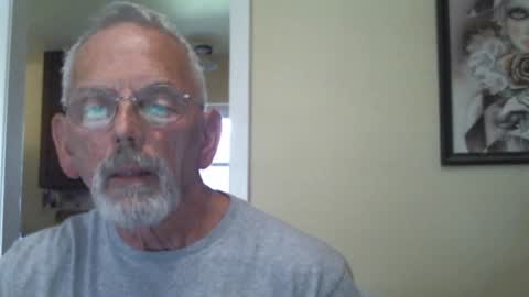 Snapshot of gulfcoast1952 chatting on 6, 1, 2025 Roy online show from 6, 1, 2025