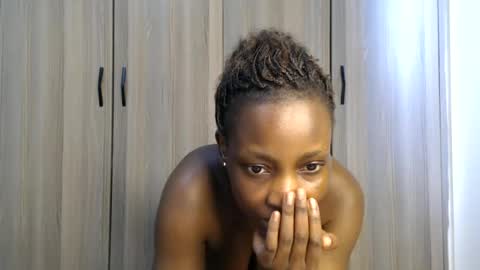 Snapshot of gulpess chatting on 12, 6, 2026 Miss Incredible online show from 12, 6, 2026