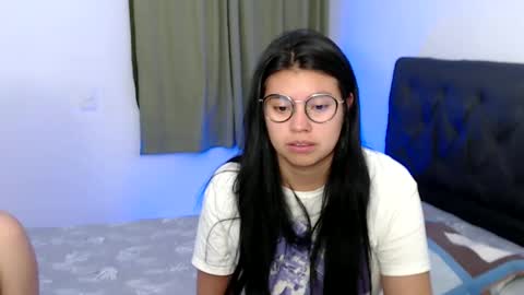 Snapshot of gumball_room chatting on 18, 12, 2024 Vane blonde and Hazell black hair online show from 18, 12, 2024