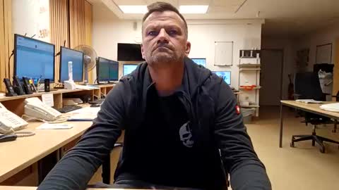 Snapshot of guschidick chatting on 26, 9, 2025 guschidick online show from 26, 9, 2025