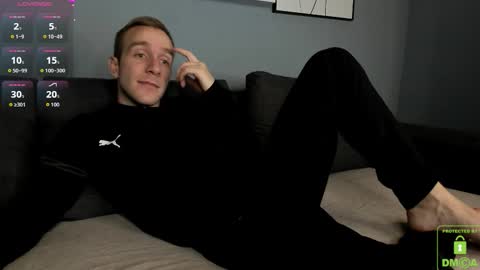 Snapshot of guy_charming chatting on 15, 10, 2025 Buddy online show from 15, 10, 2025