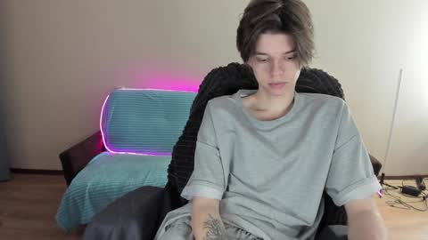 Snapshot of guy_liam1 chatting on 4, 1, 2025 guy_liam1 online show from 4, 1, 2025