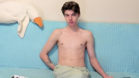 Snapshot of guy_liam1 chatting on 1, 11, 2025 guy_liam1 online show from 1, 11, 2025