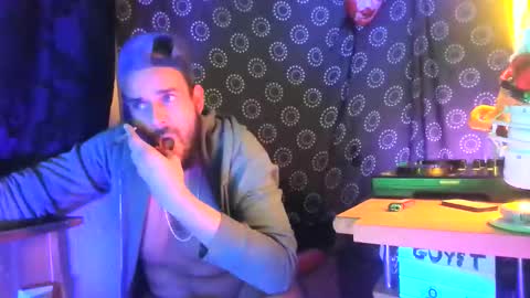 guyst049 online show from 3, 2, 2026