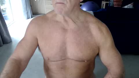 Snapshot of gymguyuk28 chatting on 13, 1, 2026 Gymguy online show from 13, 1, 2026