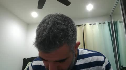 h0nest84 online show from 1, 2, 2025