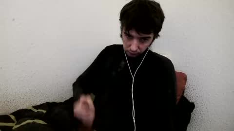 Snapshot of h1dden_reality chatting on 2, 2, 2025 h1dden_reality online show from 2, 2, 2025