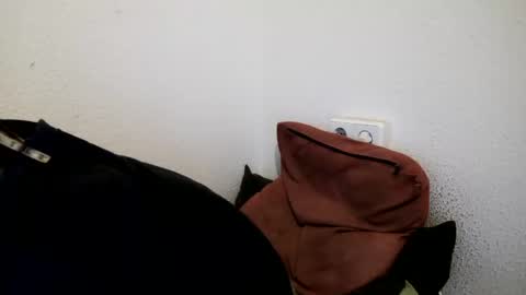 Snapshot of h1dden_reality chatting on 22, 2, 2025 h1dden_reality online show from 22, 2, 2025