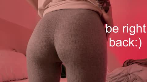 Snapshot of h2h0e chatting on 30, 12, 2024 Lana online show from 30, 12, 2024