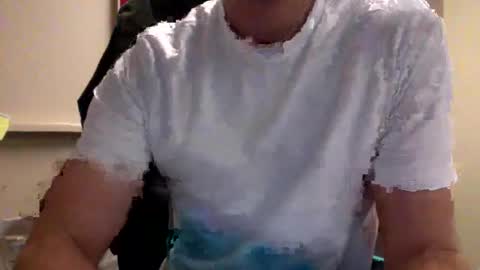 Snapshot of h2mm chatting on 15, 10, 2025 h2mm online show from 15, 10, 2025