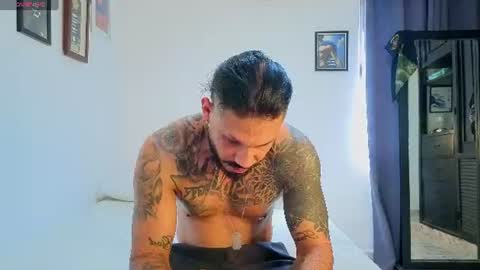 hache_222 online show from 3, 8, 2026
