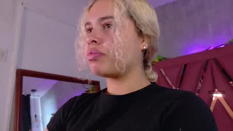 Haely online show from 23, 11, 2025