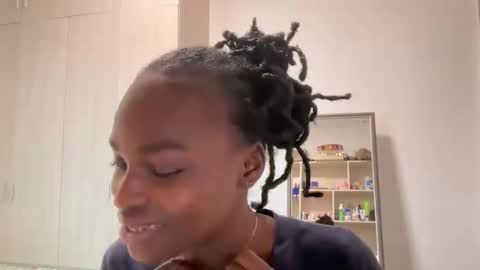 hailey_26 online show from 18, 1, 2026