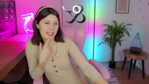 Snapshot of hailey__green chatting on 9, 2, 2025 Hailey Green online show from 9, 2, 2025