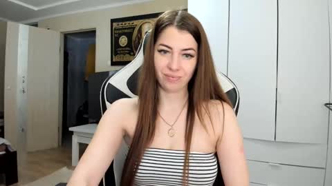 Sk     pe     Anya388109 online show from 4, 6, 2026