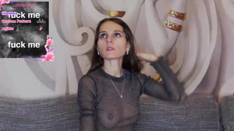 HaileyPeach online show from 2, 2, 2026