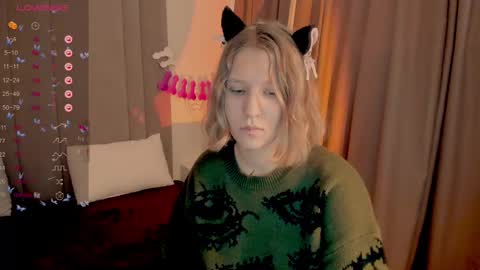 Snapshot of haileyfoxy chatting on 5, 3, 2025 Hailey online show from 5, 3, 2025