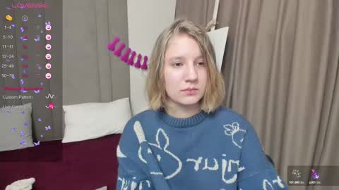 Snapshot of haileyfoxy chatting on 10, 3, 2025 Hailey online show from 10, 3, 2025