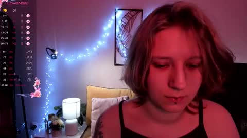 Snapshot of haileyfoxy chatting on 16, 10, 2025 Hailey online show from 16, 10, 2025