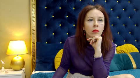 Snapshot of haileymoon85 chatting on 19, 12, 2024 Hailey online show from 19, 12, 2024