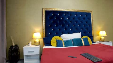 Snapshot of haileymoon85 chatting on 8, 1, 2025 Hailey online show from 8, 1, 2025