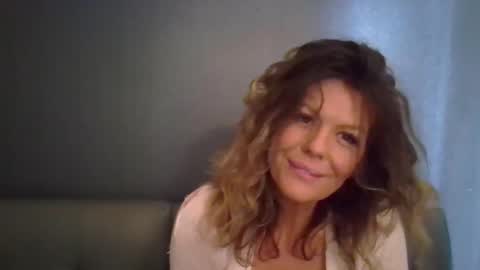 Hailey online show from 26, 11, 2025