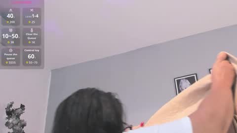 haileystonei online show from 25, 11, 2025