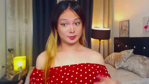 Snapshot of hailywilson chatting on 8, 12, 2024 haily online show from 8, 12, 2024