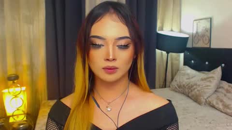 Snapshot of hailywilson chatting on 7, 1, 2025 haily online show from 7, 1, 2025