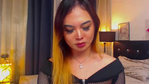 Snapshot of hailywilson chatting on 8, 1, 2025 haily online show from 8, 1, 2025