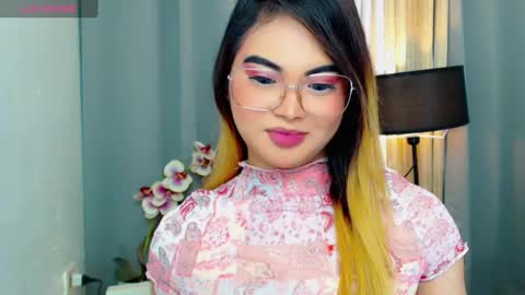 Snapshot of hailywilson chatting on 3, 3, 2025 haily online show from 3, 3, 2025