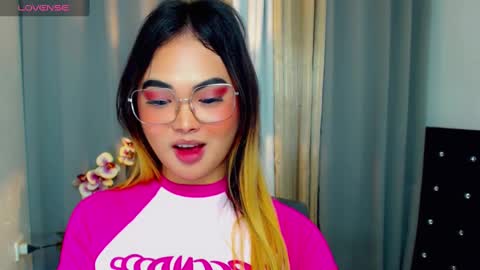 Snapshot of hailywilson chatting on 6, 3, 2025 haily online show from 6, 3, 2025