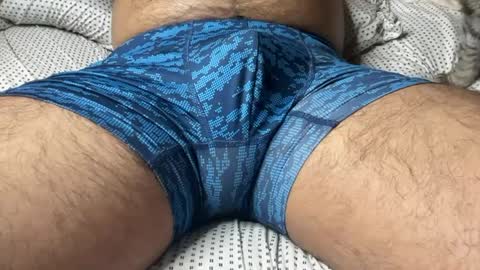 J  M online show from 4, 3, 2025