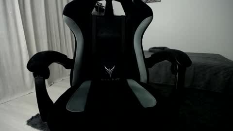 Adam online show from 25, 1, 2025