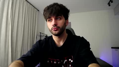 Adam online show from 8, 3, 2025