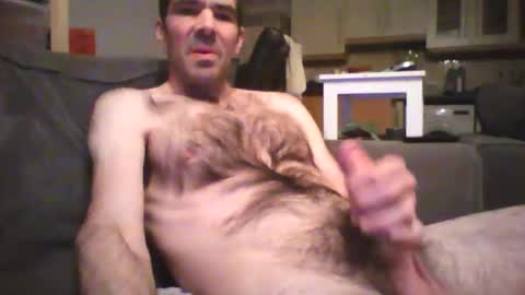 hairydude2015 online show from 2, 12, 2025