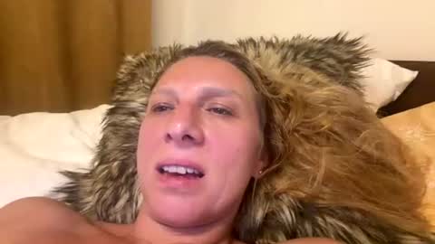 Snapshot of hairymothercz chatting on 12, 7, 2026 pregnantJean online show from 12, 7, 2026