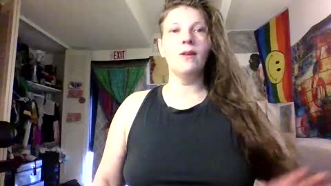 Snapshot of hairypoper chatting on 4, 10, 2025 hairypoper online show from 4, 10, 2025