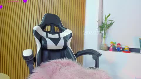 Anahis online show from 3, 3, 2025