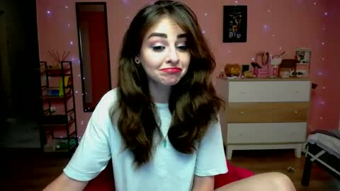 Snapshot of halleyg chatting on 30, 6, 2026 Ann online show from 30, 6, 2026