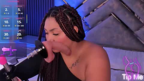 Halleyrosse online show from 25, 11, 2025